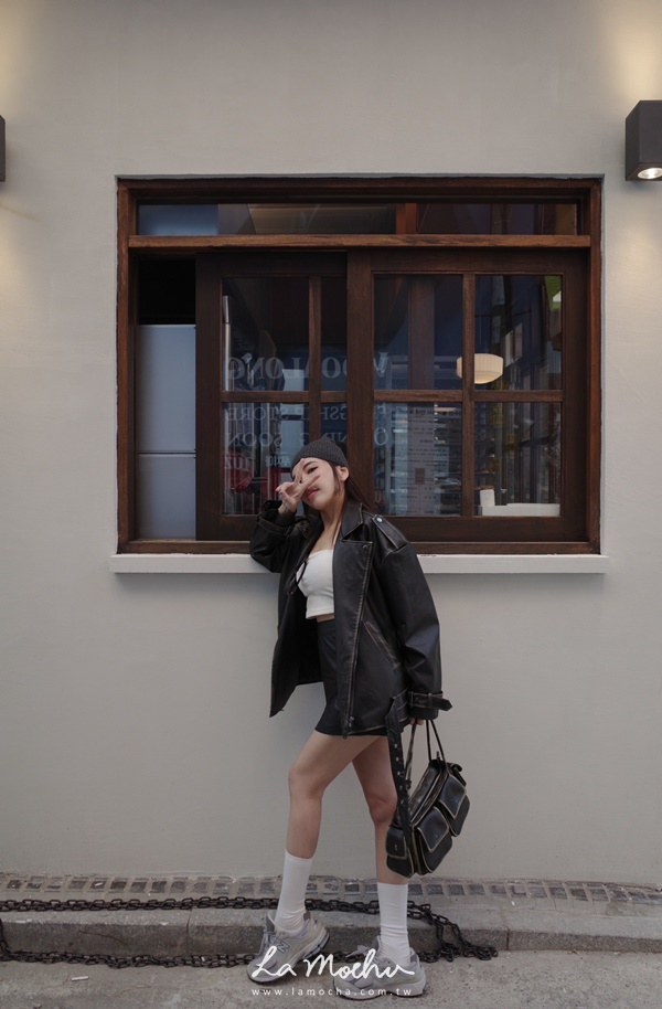 皮革小V開衩短裙(闆娘清單)